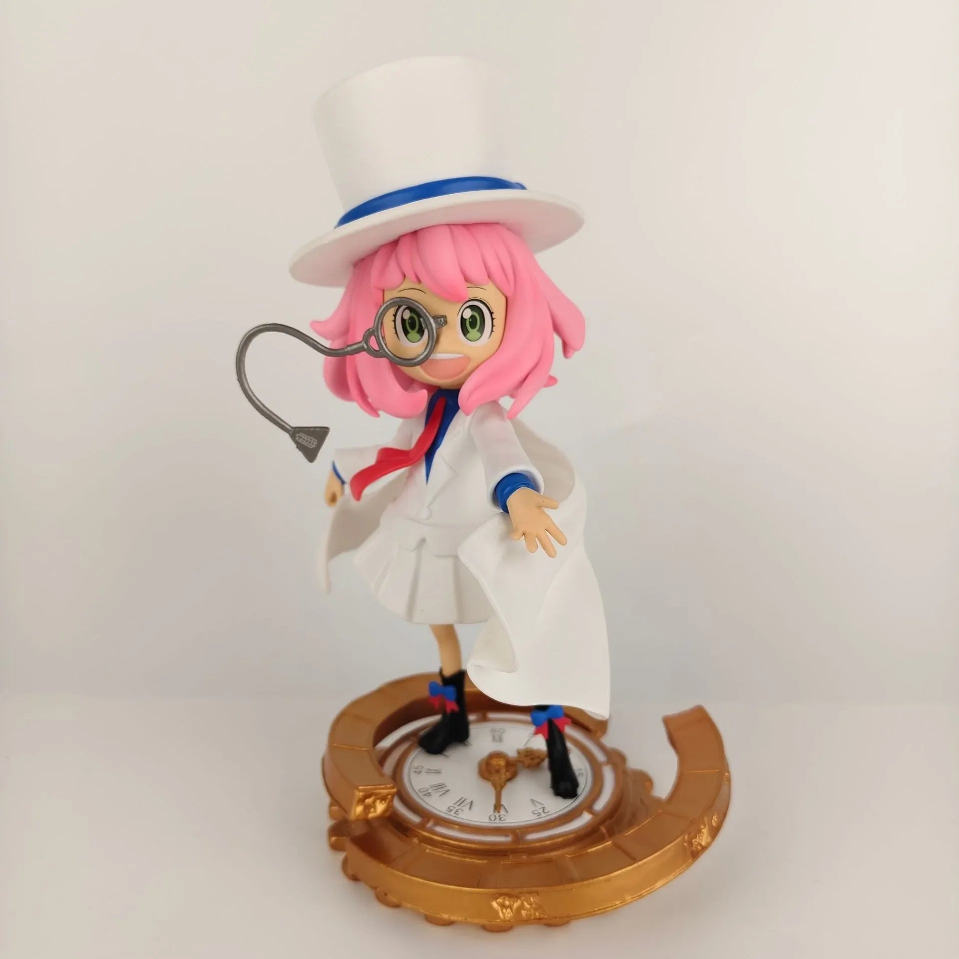 20CM Anya forger Detective Figurine