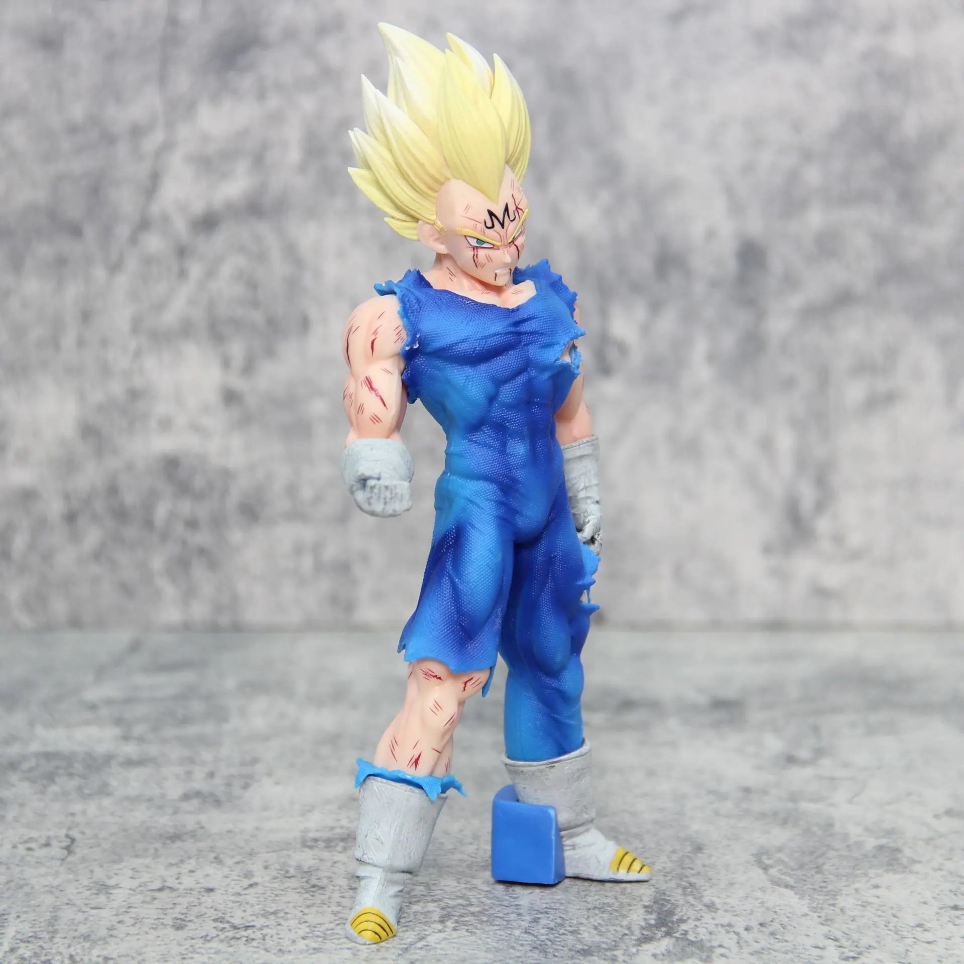 20CM-DRAGON BALL Vegeta Figurine