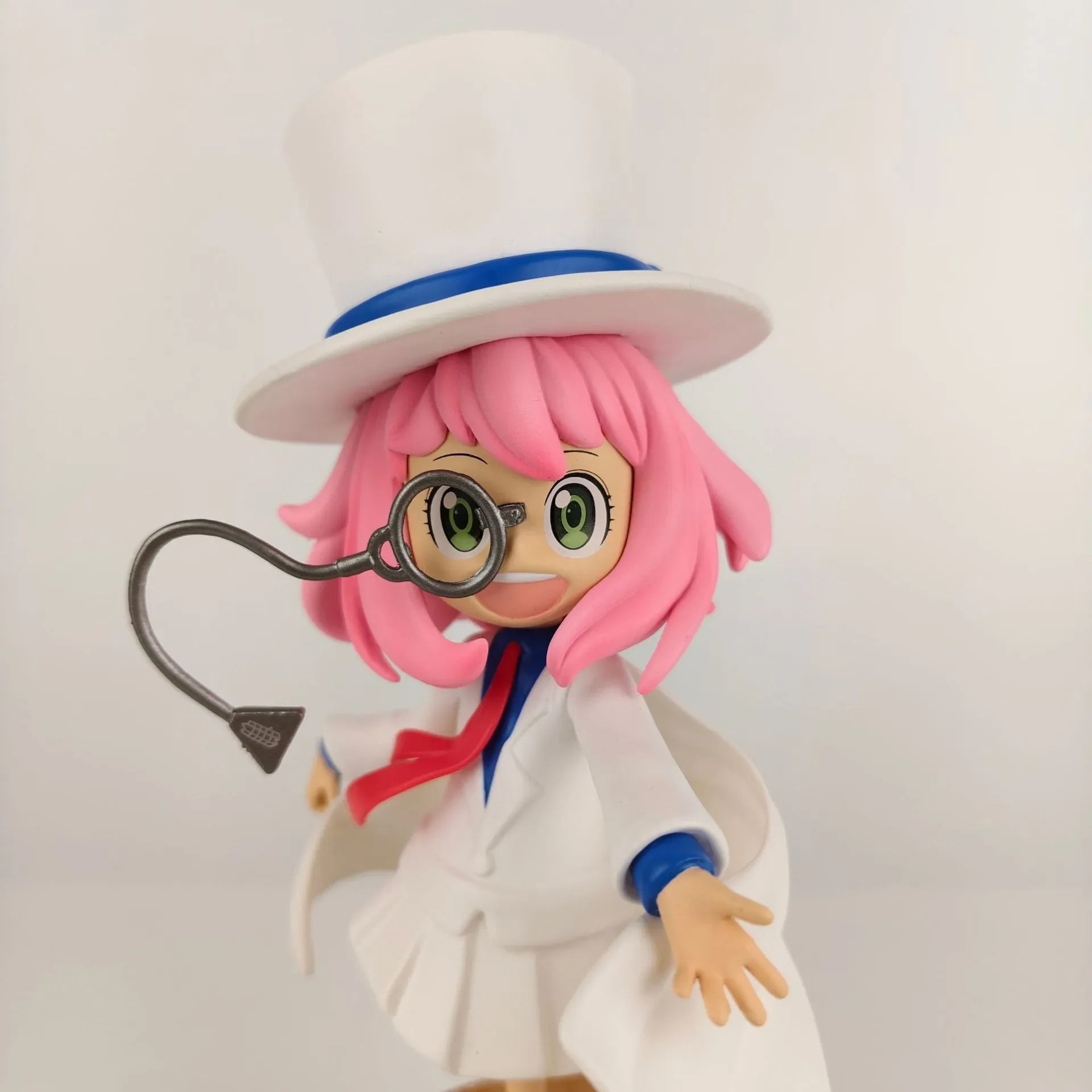 20CM Anya forger Detective Figurine